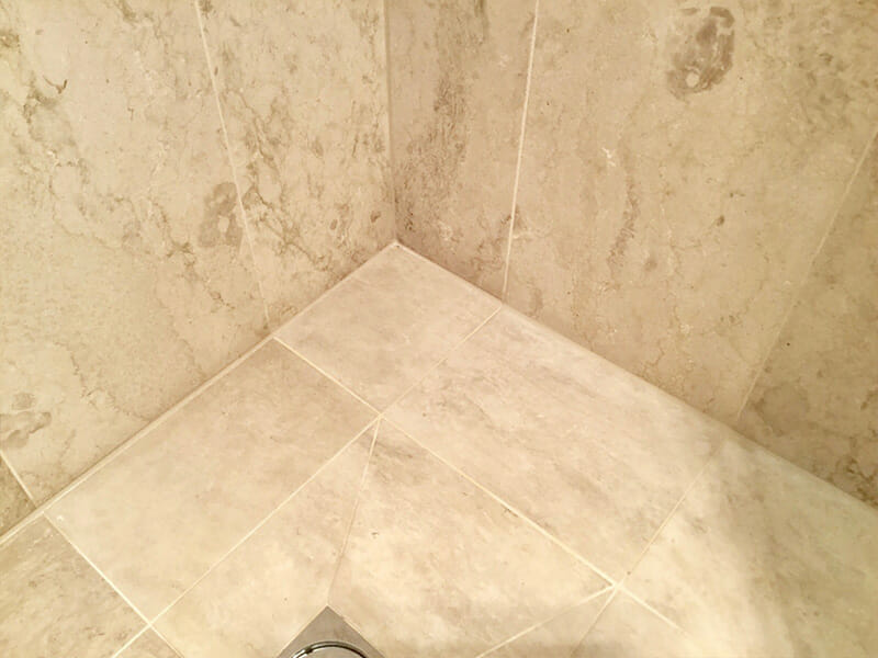 Stone Shower Cleaning Remove Mould Soap Scum Build Up On Tiles