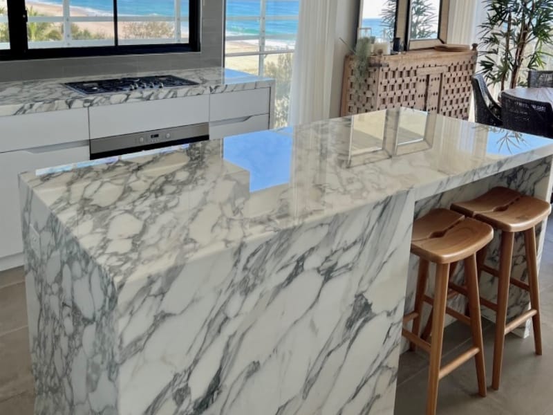 Marble benchtop with Gloss Tuffskin